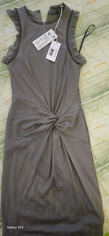 Women's Sweatshirts: GUESS haljina bez rukava – EcoVero - Brend: GUESS (etikete prisutne) — 3