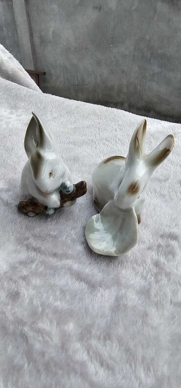 komplet za tehnicko 8 razred vulkan: Figures set, color - White — 2
