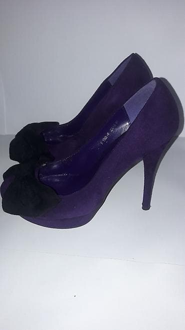 Tamnoljubičaste cipele, od pliša, mnogo lepse uzivo (losa mi je