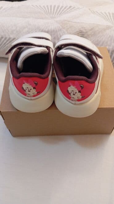 svecane patike: Adidas, Veličina - 21, Anatomske — 4