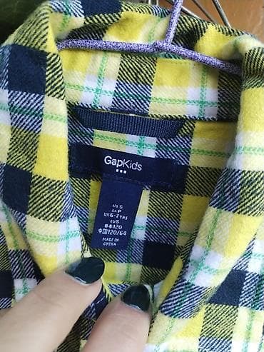 Shorts: Gap kosulja za decake vel 6-7g
Kao nova — 3