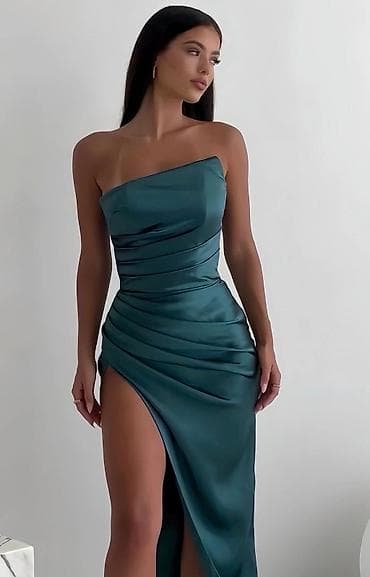 kiko sjaj za usne: 🎗️ Haljina – 3700 din Elegantna, duga satenska haljina bez bretela sa — 2