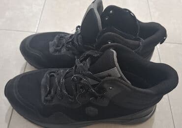 Čizme, veličina - 42 na lalafo.rs Čizme, veličina - 42