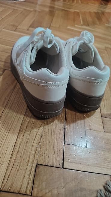 Kancelarijski nameštaj: Rang patike 39 — 4