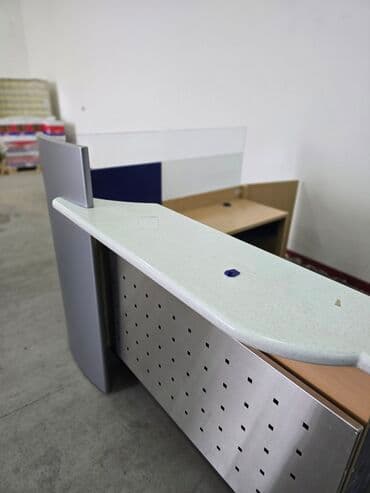 Sofas and couches: Recepcionarski pult / šalter - Moderan kombinovani dizajn: prednja — 3