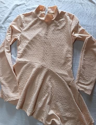 Sweatpants: Ženska bluza – 2 komada (različite teksture) - Modeli: jedna bluza u — 5