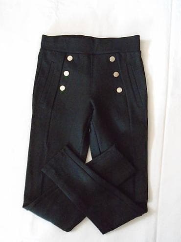 Crne Zara helanke pantalone, puniji materijal, ima elastina. Naznačena