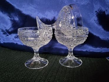 case za zestoko pice: Casice kristal Zajecar za zestoko pice iz 70ih. Casice su perfektne ( — 5