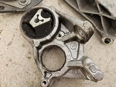 Auto-delovi: NOSAC MOTORA MENJACA ZA CITROEN C4 PICASSO ZA 2011. GOD — 3