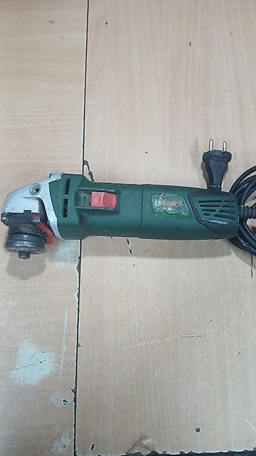 Motorne testere: Ugaona brusilica Bosch (model 3 603 CA2 002) - Snaga motora: 701 W - — 1