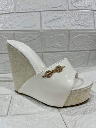 cupave papuce: Papuce 2300 — 18