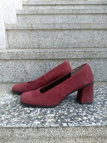 new yorker uggs: Pumps, 38 — 2