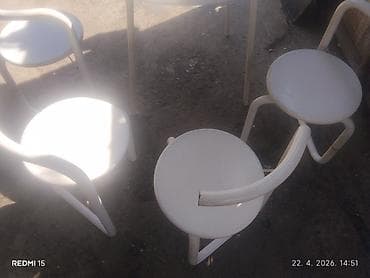 Setovi stolova i stolica: Set baštenskog nameštaja – okrugli sto + 4 stolice - Materijal — 4