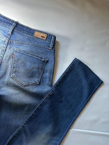 pazarske farmerke cena: LEVIS DEMI CURVE - Fantastične Levis Demi Curve. Stanje odlično — 15