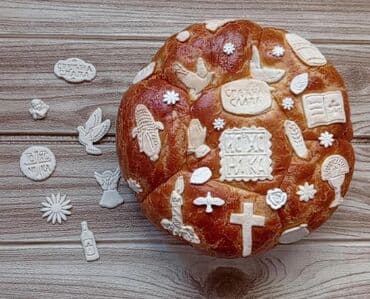 Bakery products: Slani rolat je ukusno pecivo, idealno za razne prilike. Dugačkog je — 10