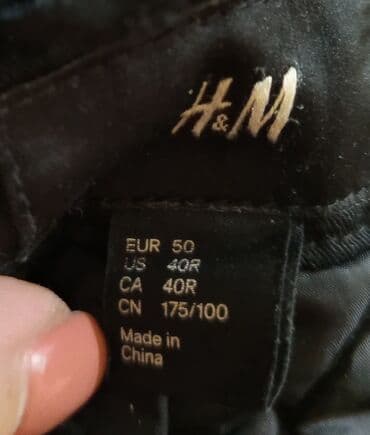 crna jakna sa krznom: Jakna za prelazni period, M (EU 50), H&M, bоја - Crna — 3