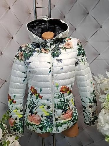 nova maskara: Ženska reverzibilna lagana jakna sa kapuljačom - Dvostrana: jedna — 3