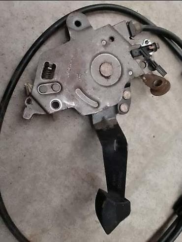 Brake System: RUCICA RUCNE KOCNICE ZA VOLVO XC90 ZA 2005. GOD — 2