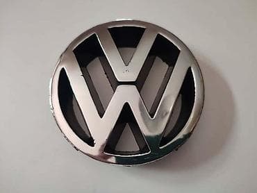 auto placevi jagodina: PREDNJI ZNAK U MASCI ZA VOLKSWAGEN GOLF 2, GOLF 3 | Prednji znak u — 2