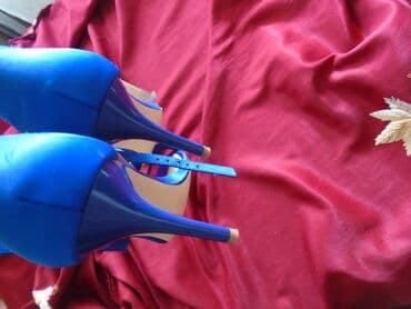 patike sa vazdušnim đonom: Sandals, Stradivarius, 40 — 8