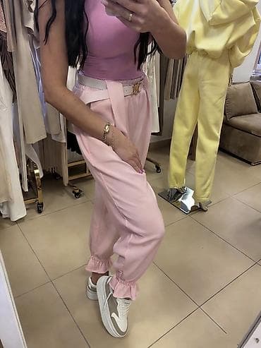 Women's Sweatsuits: ✅Ženske široke pantalone sa karnerima na nogavicama i kaišem
✅2400 din — 6