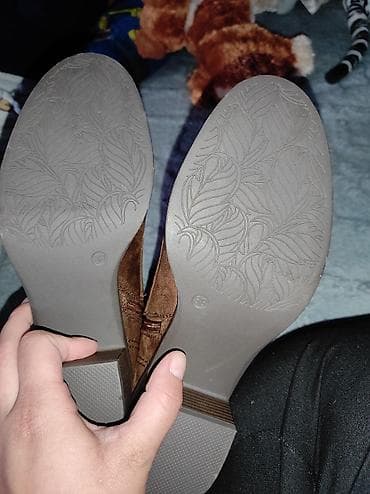ugg guma: Ženske Graceland čizme na pertlanje – braon - Veličina: 38 (oznaka na — 3