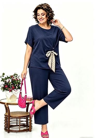 punije devojke: 05. Komplet za punije 
XL 2XL 3XL
Cena : 2.900 dinara H — 3