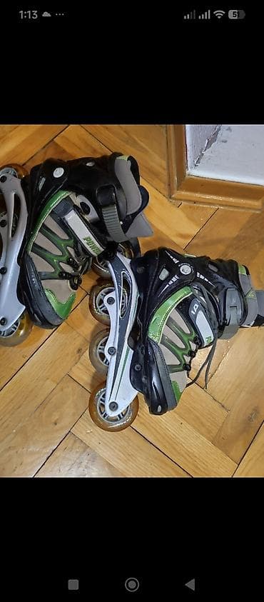 90210 sa prevodom: Roleri Power Slide – inline, 4 točka po cipeli. - Dizajn: crno‑zelena — 2