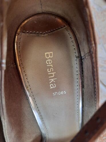 c a kupaći kostimi za punije dame: Sandals, Bershka, 40 — 4