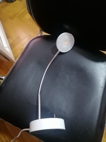 ikea sofe na razvlačenje: Stona lampa, Upotrebljenо — 4