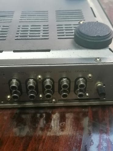 rerna na paru: ONKYO integrisano stereo pojačalo A-05 Opis: - Japansko integrisano — 4
