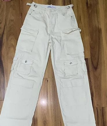 Pantalone, Bershka, bоја - Bela