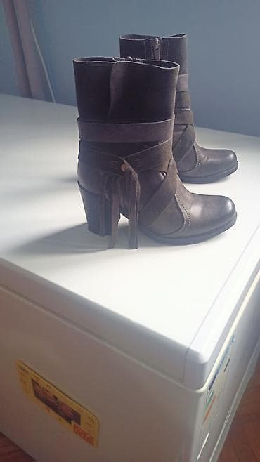 Ženske kožne gležnjače Emelie Strandberg - Model: A1781 - Veličina