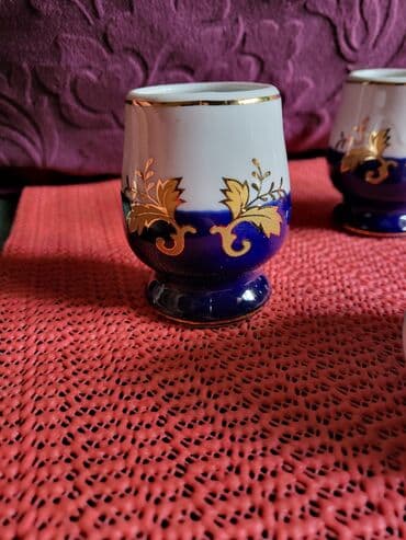 case za zestoko pice: Casice nove liveni porcelan iz 70ih. za zestoko pice. Casice komada — 5