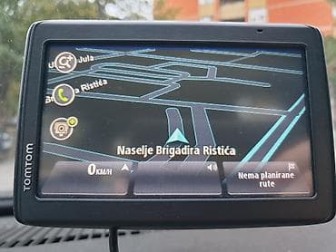 masina za mlevenje mesa 32 cena: Tomtom VIA135 nove mape Srbije i cele Evrope Kompletna, sačuvana i — 9