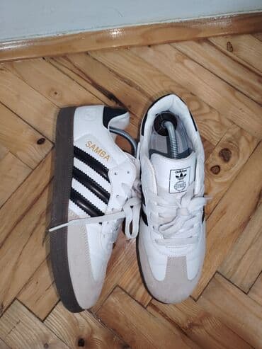 buzz zenske patike nike: Patike, Adidas, veličina - 39 — 2