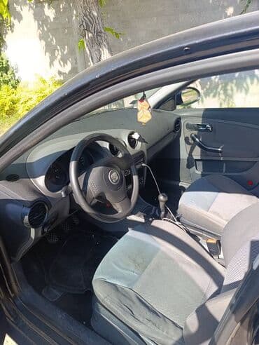 dukserice za menjac: Seat Ibiza: 1.9 l | 2004 г. 353991 km Hečbek — 4