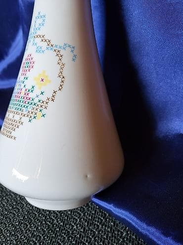 Numizmatika i filatelija: Vaza KPM porcelan iz 60,70ih.godina. Nemacka vaza bez ostecenja,par — 4