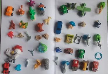 Kolekcija malih figurica i igračaka – mešani lot - Oko nekoliko