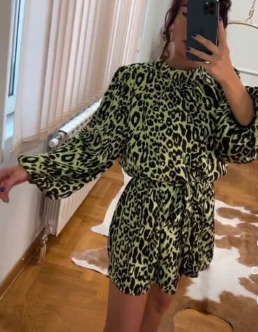 dugacke haljine svecane: M (EU 38), color - Green, Long sleeves — 5