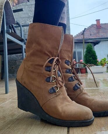 Donji delovi trenerke: Čizme, 41 — 9