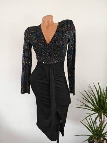 butik novi sad haljine: SHEIN🌼 Nova elegantna haljina sa prorezom Veličina S Poluobim 40-48 cm — 1