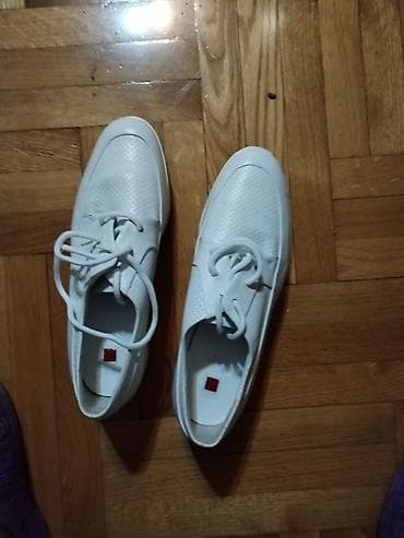 patike 2023 zenske: Bele koznezenske cipele /patike sa platformom. - Materijal: mekana — 1