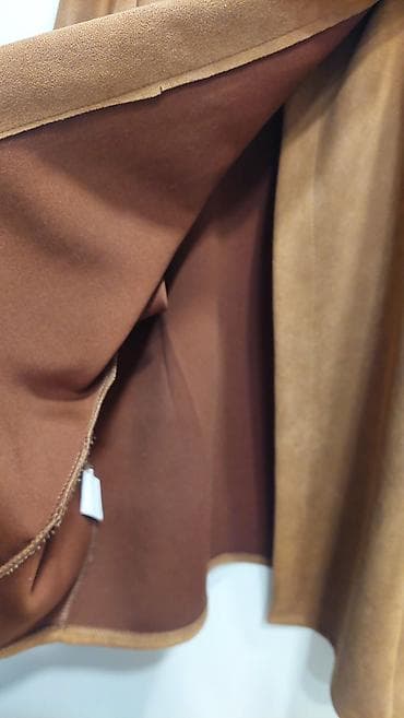 sorc m: Elegantni kaput/pončo u boji kamile - Kroj: opušten, sa širokim — 3