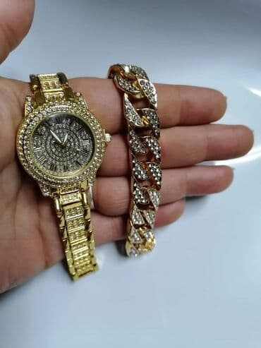 srebrni komplet nakita: Komplet sa satom
Cena:2200din — 4