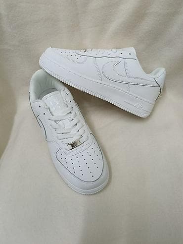patike hogan: Nike Air Force 1 Low – bele patike - Klasičan niskoprofilni dizajn - — 2