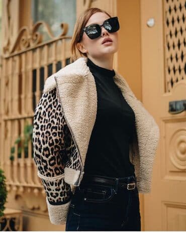 Women's Clothing: Fur — 1