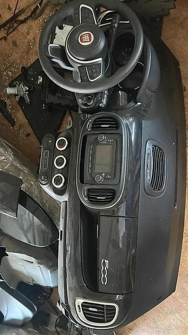 taksi tabla: FIAT 500L INSTRUMENT TABLA AIRBAG AERBAG NAVIGACIJA | Fiat 500l — 1