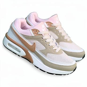 хм хаљине: Nike ženske patike – lifestyle/running silueta sa Air jastučićem u — 1