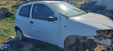 skuter cena: FIAT PUNTO VRATA BELA BOJA | Dobro stanje cena je po komadu — 3